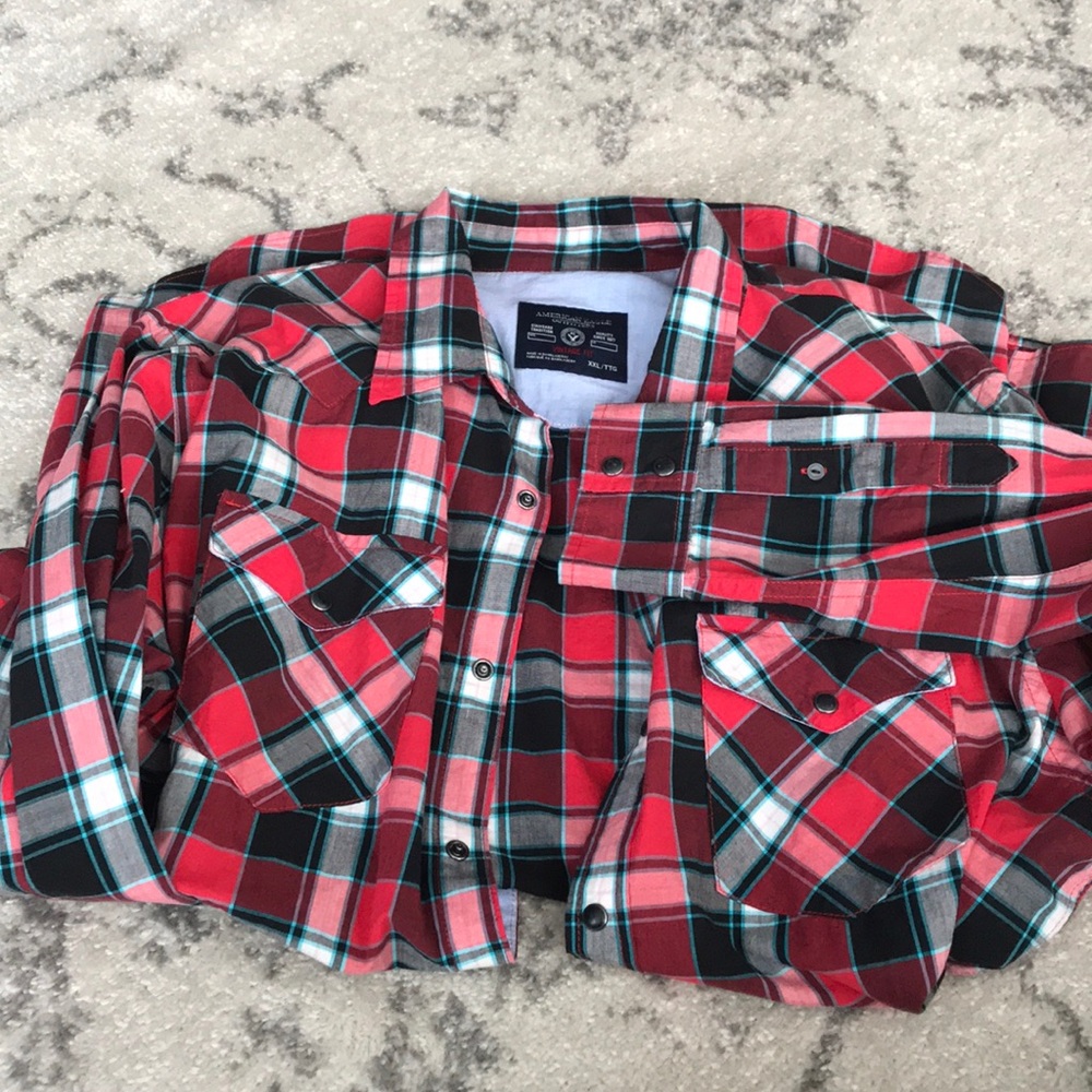 American Eagle men’s button down